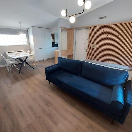 Lovely Apartment Ioana Targu Neamt Exterior foto