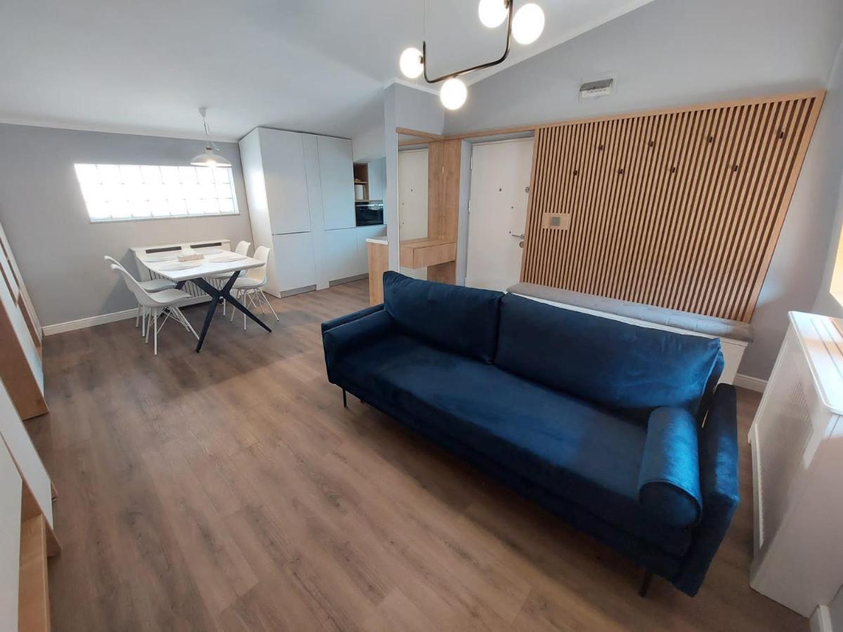 Lovely Apartment Ioana Targu Neamt Exterior foto