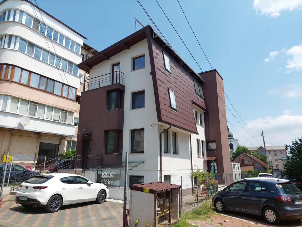 Lovely Apartment Ioana Targu Neamt Exterior foto